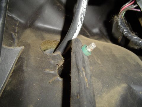 1989 Ford Bronco - Unhook from the top of the pedal