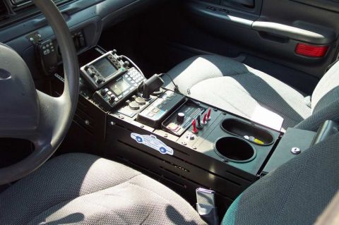 1999 Ford Crown Victoria photo