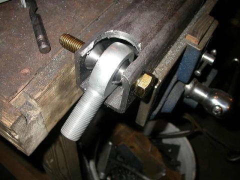 1990 Ford Bronco - Heim in the trac bar mount
