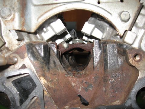 1991 Mitsubishi 3000GT - knock sensor