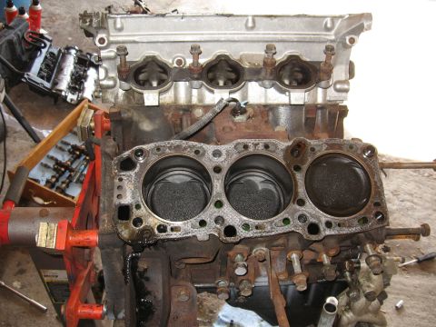 1991 Mitsubishi 3000GT - block tear down