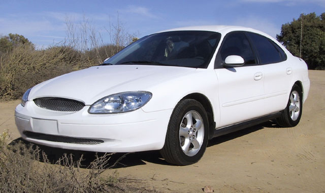 2000 Ford Taurus