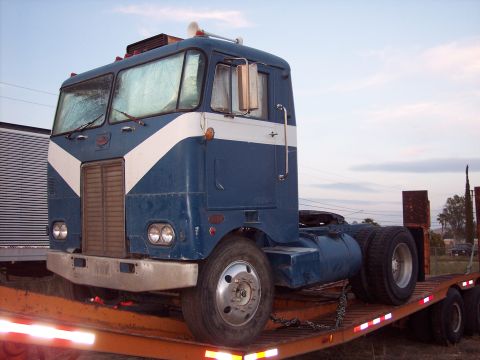 1981 Kenworth W900A