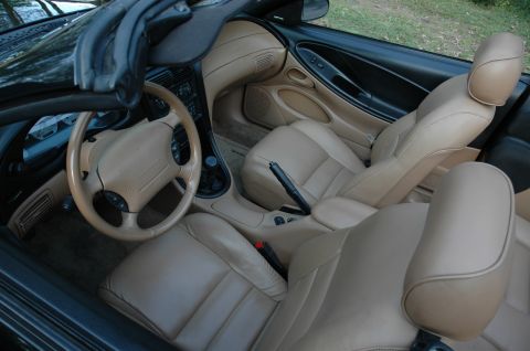 1995 Ford Mustang photo