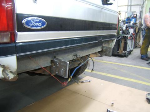 1993 Ford Bronco - Rear view of a 1993 Ford Bronco showing the bumper and trailer hitch.