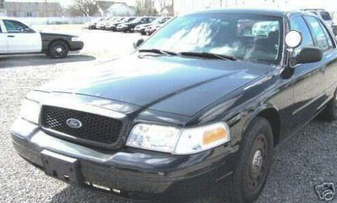 2005 Ford Crown Victoria photo