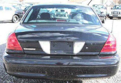 Black 2005 Ford Crown Victoria rear view