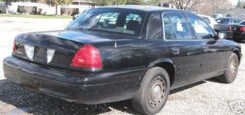 2005 Ford Crown Victoria photo