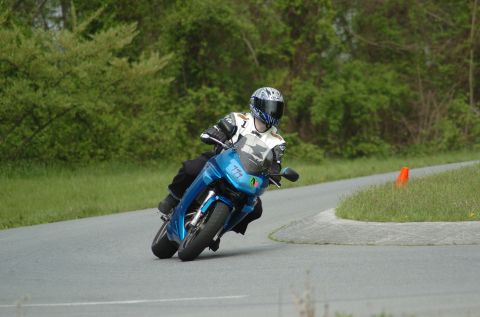 2007 Kawasaki Ninja R photo