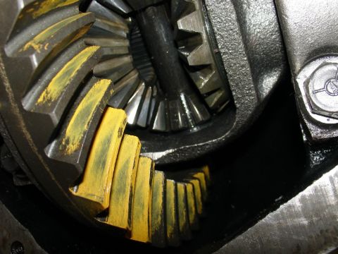 1978 Ford Bronco - Checking tooth contact pattern.
