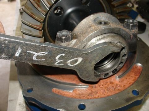 1978 Ford Bronco - Set preload on the carrier bearings.