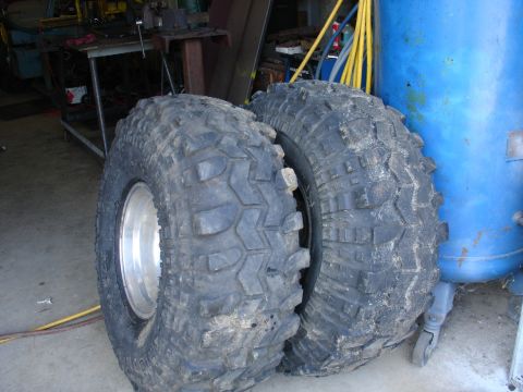 1978 Ford Bronco - 38.5/14.5-15 TSL/SX's ready to go back on.