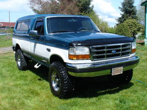1978 Ford Bronco - The truck got a bath too. Had to take advantage of the nice weather for a change.
