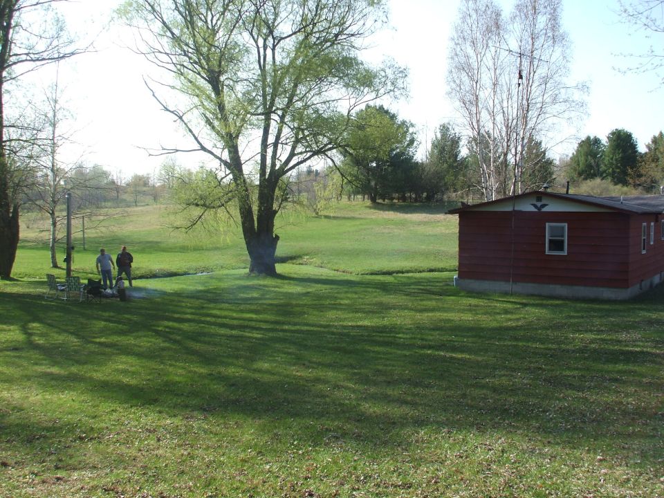 lonnie's camp...setting up for first night...