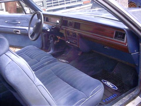 1987 Ford LTD Crown Victoria photo