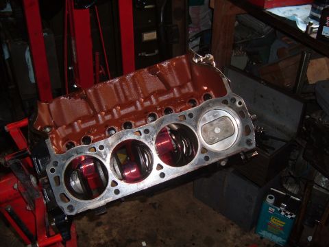 1981 Ford LTD - The first of eight pistons in their home. I only took one picture because eight pictures would be boring.