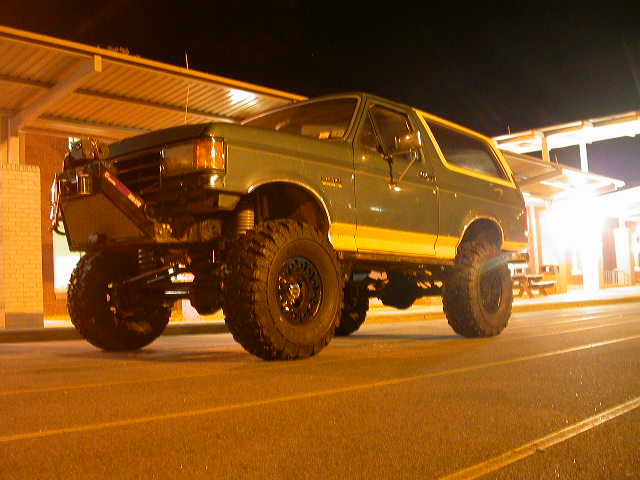 And at long last...the truck NOT SITTING ON JACK STANDS IN MY DRIVEWAY!