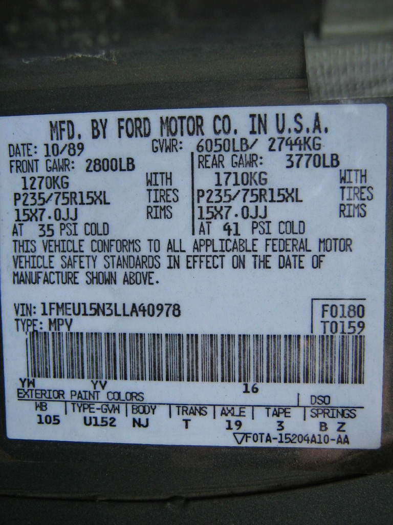 '90 Bronco door certification label, 10/89 build date, GVWR 6050LB/2744KG, P235/75R15XL tires