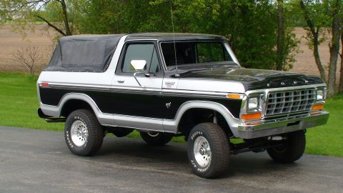 1979 Ford Bronco - This two-tone Ford Bronco features a removable soft top and appears to be a 1978 model based on its body style.