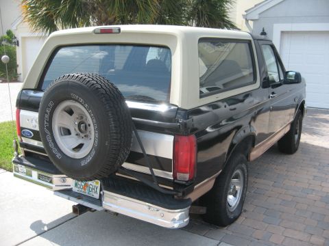 1995 Ford Bronco photo
