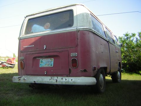 1971 Volkswagen Vanagon - Rear view of a 1971 Volkswagen Type 2 Bus with Florida license plate LED2C.