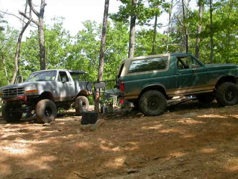 1990 Ford Bronco - Front row seats for the race!