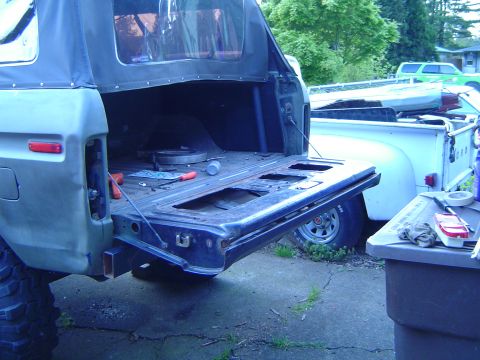 1978 Ford Bronco - Decided to get rid of the rusty tailgate