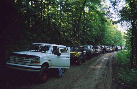 1988 Ford Bronco - Here we all are lined up for Friday's trail run.