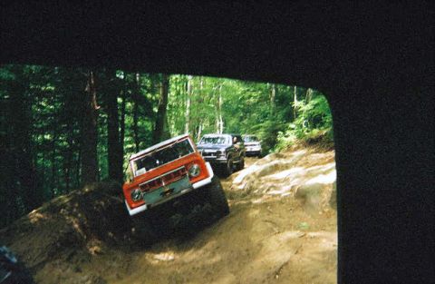 1988 Ford Bronco - Here is Donald tackling a steep angle. He came out victorious but that was only after he "bounced" back a couple of times.