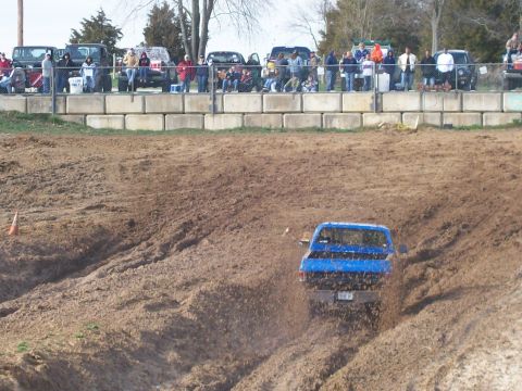 2001 Dodge 1500 “Mud Hawgs”