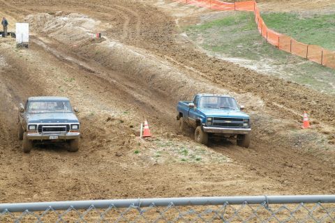 2001 Dodge 1500 “Mud Hawgs”