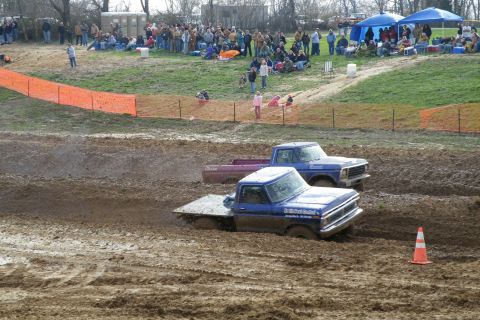 2001 Dodge 1500 “Mud Hawgs”