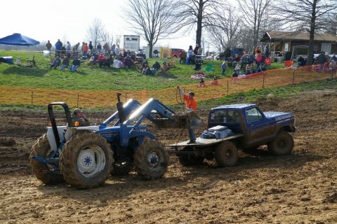 2001 Dodge 1500 “Mud Hawgs”