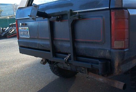 1986 Ford Bronco - Here's a picture of the tire carrier attatched.