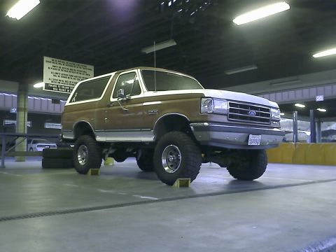 1990 Ford Bronco - almost done...