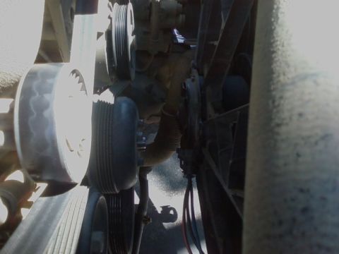 1995 Ford Bronco - plenty of clearance. wow I need a new belt