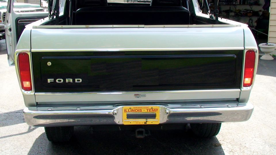 1979 Ford Bronco rear view with Illinois temporary license plate.