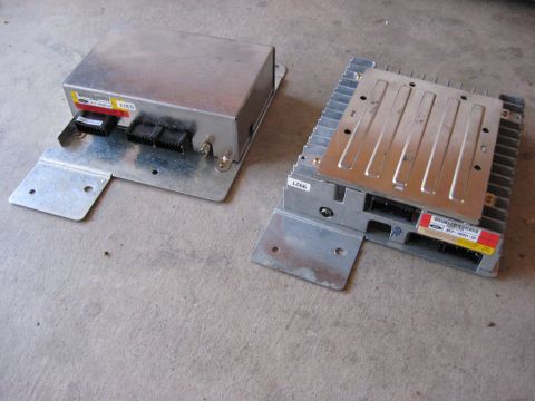2003 Ford Taurus - The MACH RCU is much heavier than the stock RCU. And it pounds!