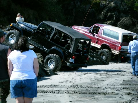 2005 Jeep Wrangler - Driving down the beach, then found..Parking spots..