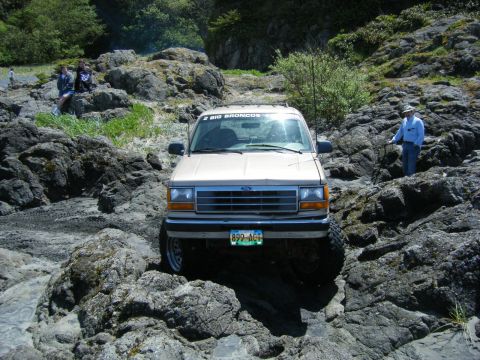 2005 Jeep Wrangler - Anne Girlpower 4x4.. lining up for Bob to spot her.