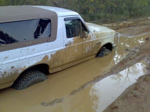 1996 Ford Bronco - stuck