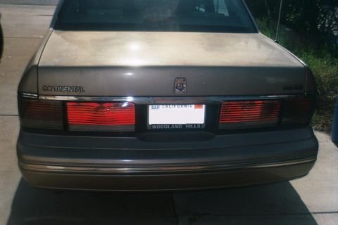 1989 Lincoln Continental - Back