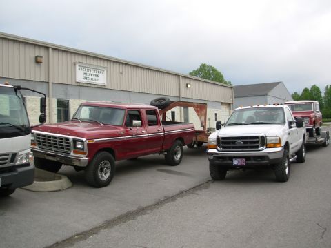 1983 Ford Bronco - This old F250 towed an early Bronco to the '08 SuperCelebration, and was also part of the show!