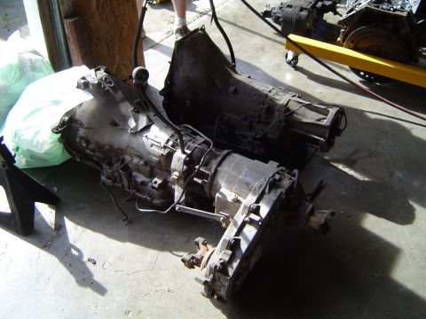 1979 Ford Bronco - Comparing the big block and small block C6's with my spare C6/208 combo