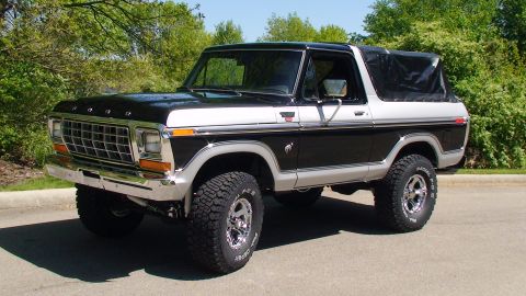 1979 Ford Bronco - This Ford Bronco features a two-tone paint scheme and off-road tires.