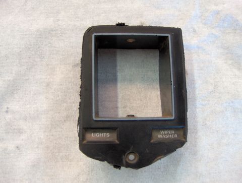 1978 Ford Bronco - A/C vent removed from stock dash.