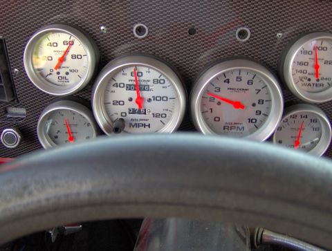 1978 Ford Bronco - going down the road with all gauges working correctly.
