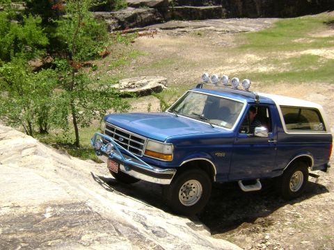 1993 Ford Bronco photo
