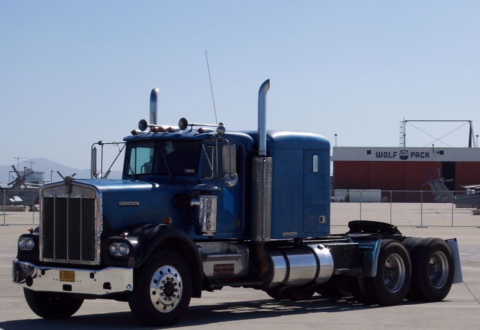 1981 Kenworth W900A