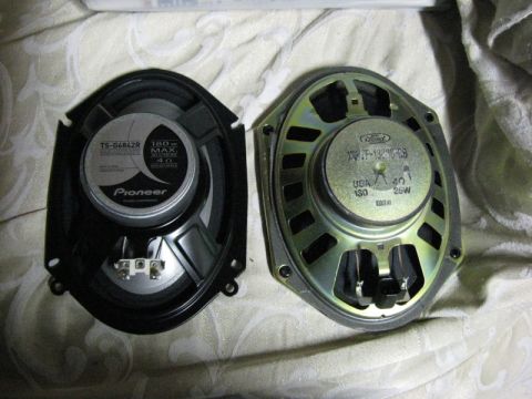 2003 Ford Taurus - The back of the speakers.